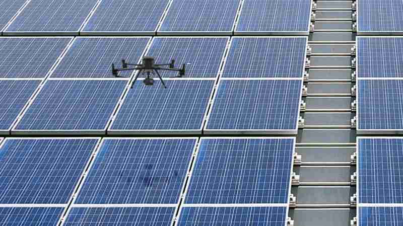 z6mg·人生就是博以无人机搭配IR Sensor热显像技术进行全方面模块健检，，，有效降低人力成本并提升发电量